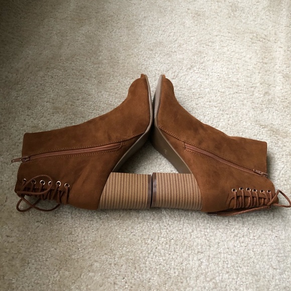 Charlotte Russe Sarah Booties Size 9 Color Chestnut - Picture 5 of 8